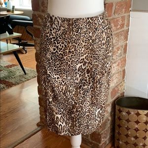 New York & Company Stretch Leopard Pencil Skirt
